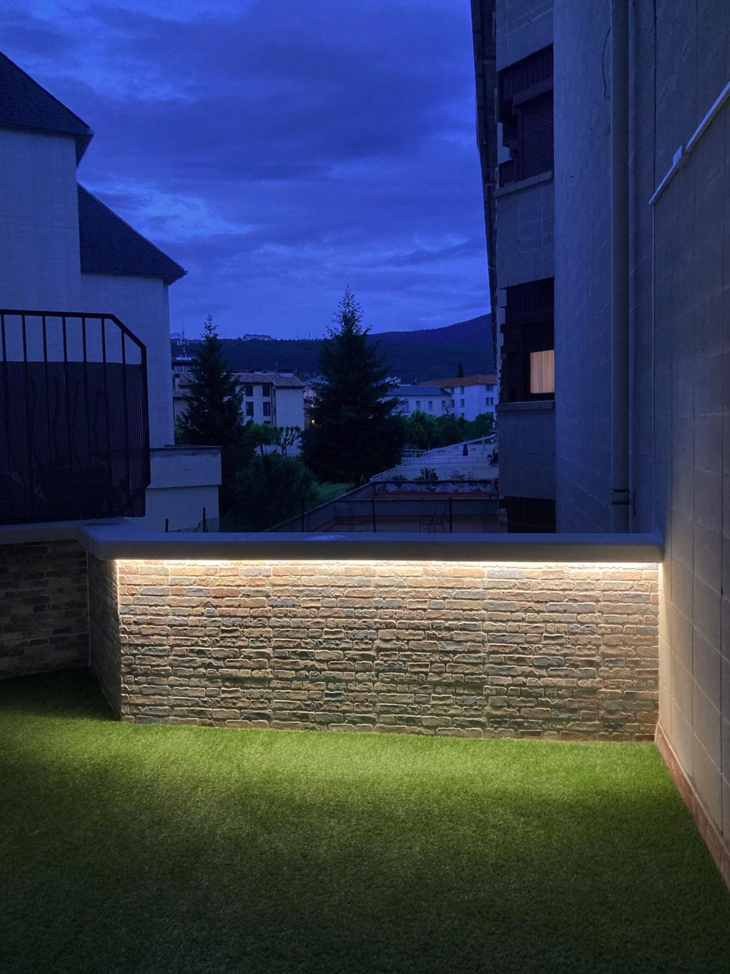 Apartament Casa Aspe Jaca Zewnętrze zdjęcie